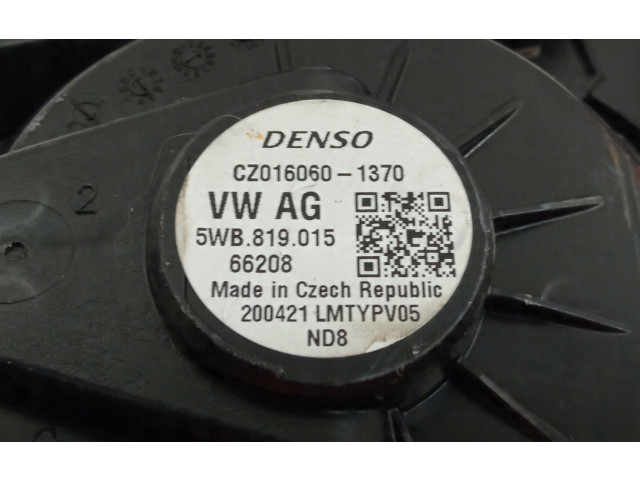 Вентилятор печки 5WB819015, 5Q0907521F Skoda Octavia Mk4