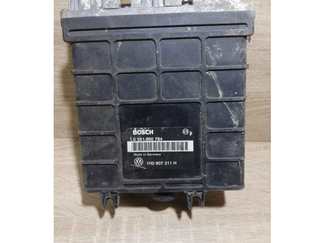 Блок управления двигателем Блок управления 0261200784, 1H0907311H Volkswagen Golf III