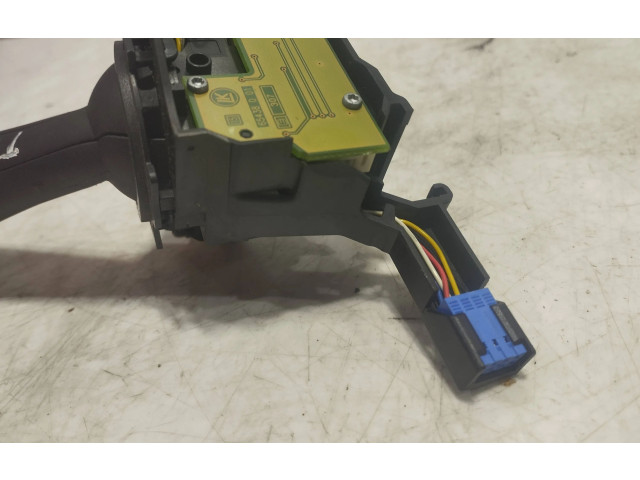 Ручка стеклоочистителей 1K0953519A, 01203506   Volkswagen Touran I