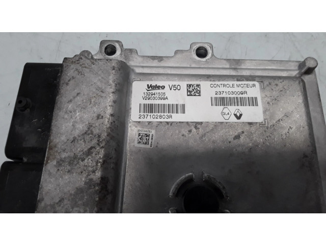 Комплект блоков управления 237103009R   Dacia Logan II