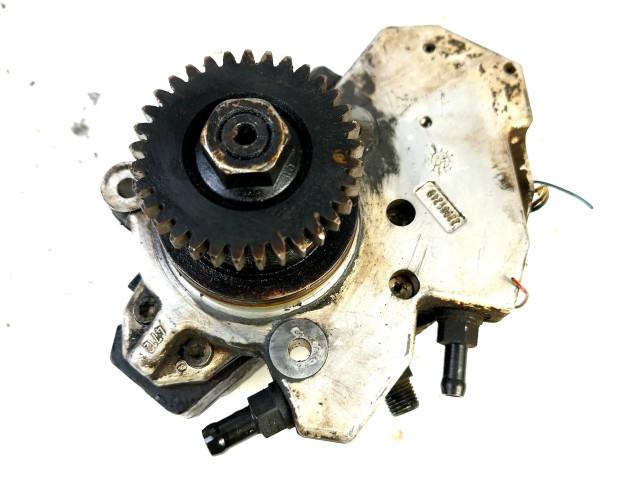 Топливный насос