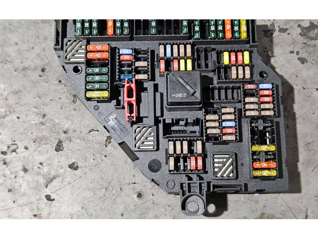Pojistková skříňka 9252813 BMW 5 F10 F11 2011