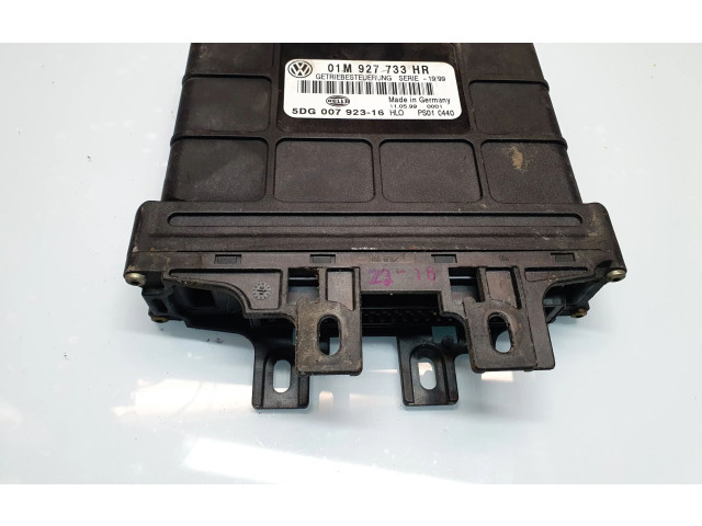 Блок управления коробкой передач 01M927733HR, 5DG00792316 Volkswagen Golf III