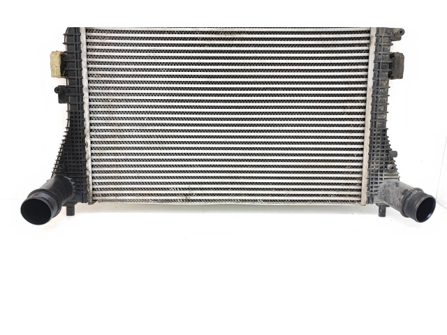 Интеркулер 1K0145803BM, 1K0121251DM Volkswagen Caddy