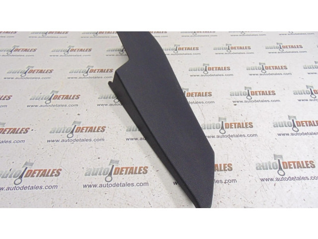 Другая деталь салона