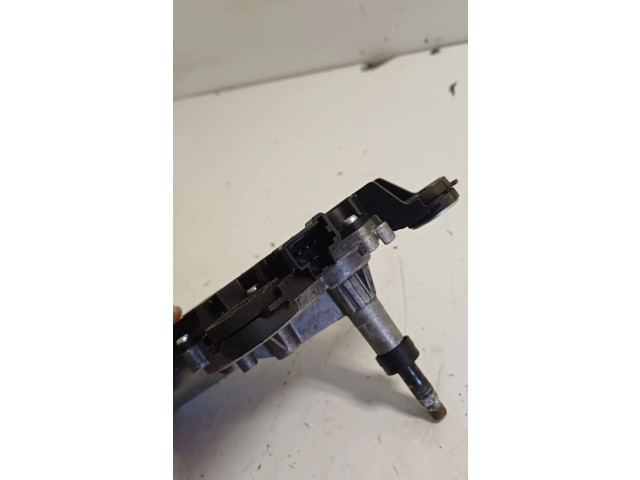 Моторчик заднего дворника 0390201588, 040125 Mazda 3 I