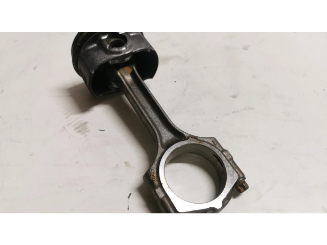 Píst Buick Encore I pro benzínový motor 1.4