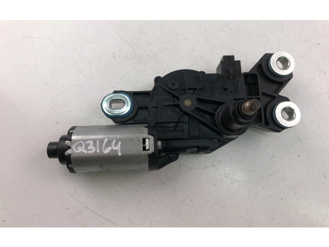 Моторчик дворников 30663891    Volvo V70