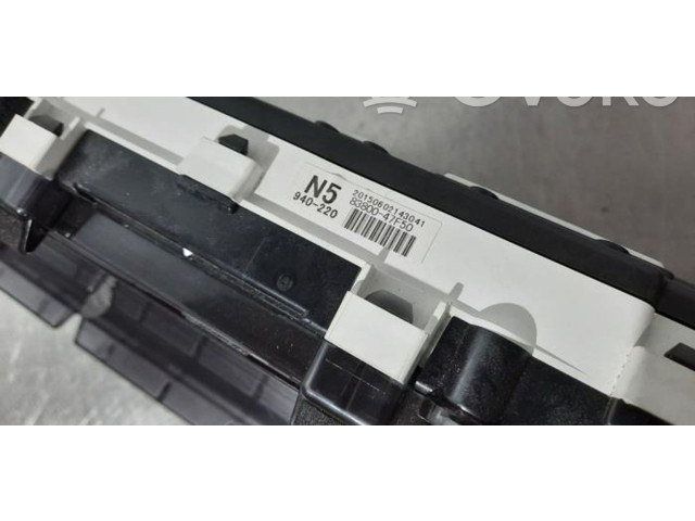 Přístrojová deska Toyota Prius c 2015 83847F50