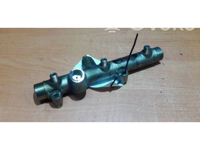 Топливная рампа 059130089D Volkswagen Phaeton