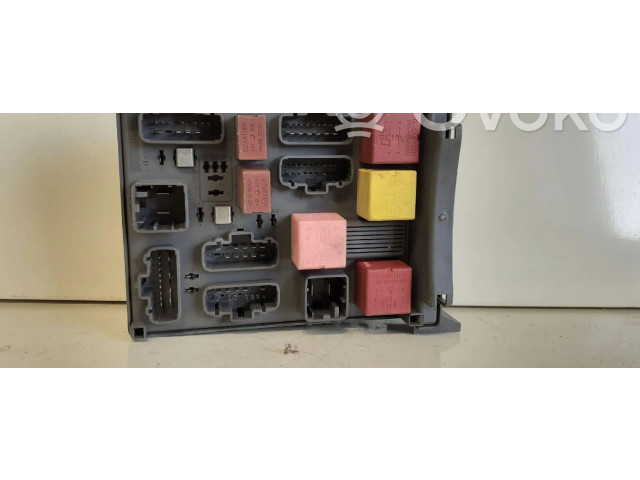 Pojistková skříňka 8200447435 Renault Espace IV