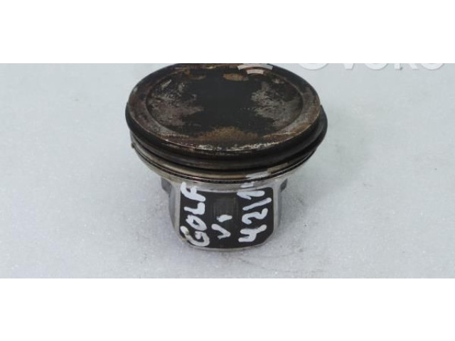 Поршень 15R1 Volkswagen Golf VI