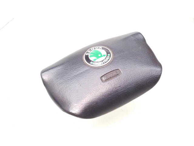 Подушка безопасности водителя 1U0880201 Skoda Octavia Mk1 (1U)