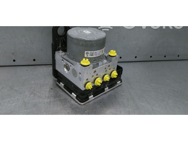 Блок АБС 5Q0614517GB   Skoda  Karoq  2017 -  года