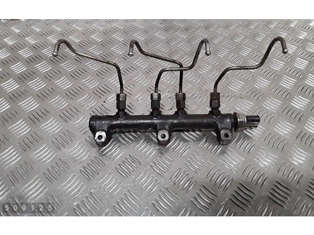 Vstřikovací lišta 315004x700, r9144z060a   KIA Carnival     