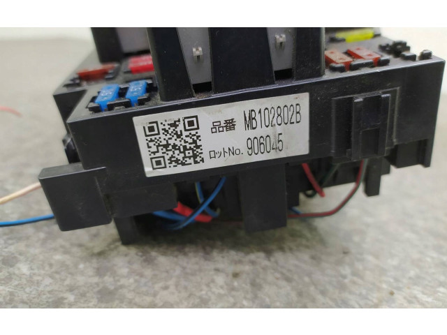 Блок предохранителей MB102802B Subaru Outback