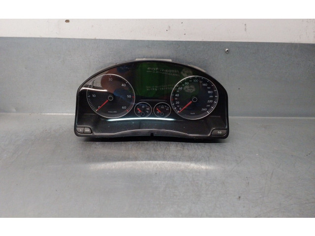 Панель приборов 1K0920873B   Volkswagen Jetta V       