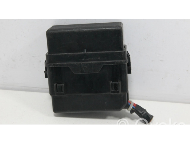 Pojistková skříňka MR301971, MR301978 Citroen C-Crosser 2008