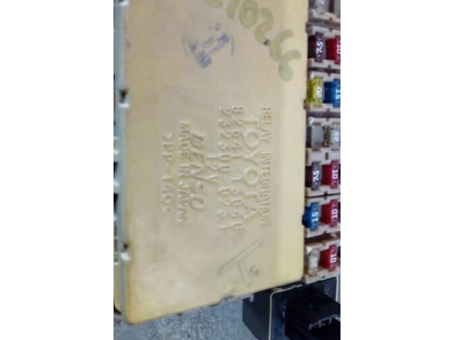 Pojistková skříňka Řídící jednotka BSM 8264113040 Toyota Corolla E120 E130 2003