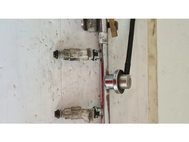 Vstřikovač LF0110150 Ford Mondeo Mk III pro benzínový motor 1.8