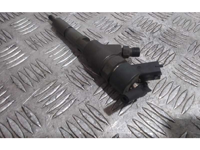 Форсунка 0445110008 Peugeot 406 RHZ