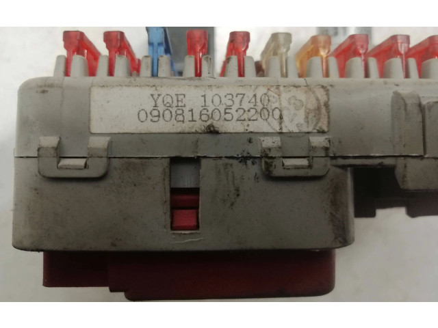 Блок предохранителей  YQE103740, 090816052200   Rover 25    