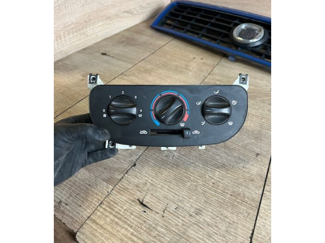 Блок управления климат-контролем    Fiat Doblo