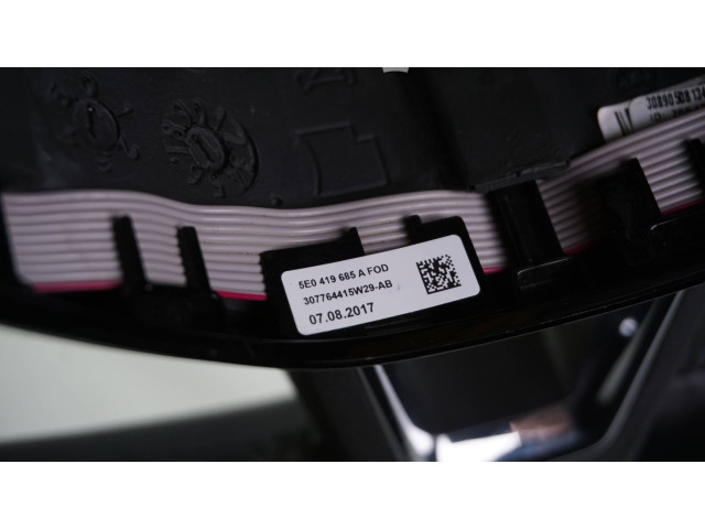 Руль Skoda Fabia Mk3 (NJ) 2015 - 2021 года 3V0419091L, 5E0419685A