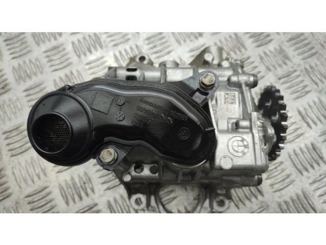 Масляный насос 851375608 BMW 3 F30 F35 F31 2.0