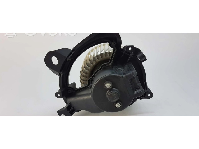 Вентилятор печки 77366856 Fiat Linea