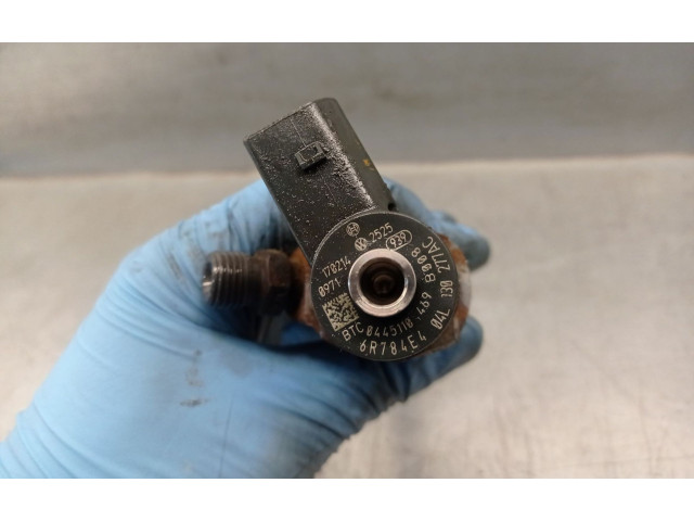 Vstřikovač 04L130277AC, 0445110469BOSCH   Volkswagen Caddy    DFSD 