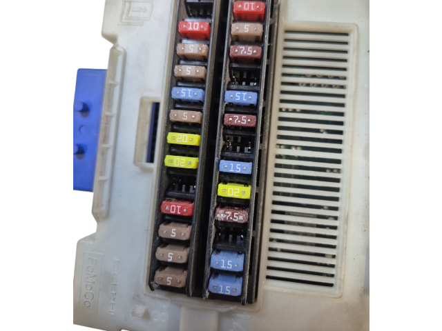 Блок предохранителей 7G9T14C256FA, 30765624   Volvo V70    