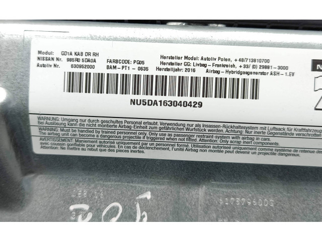 Подушка безопасности для колен 48713810700, 630952000 Infiniti Q30