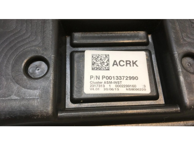 Панель приборов 13372990 Vauxhall Corsa D