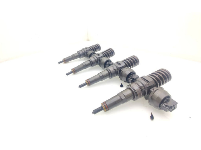 Vstřikovač 038130073BN, 0414720313   Volkswagen Caddy     