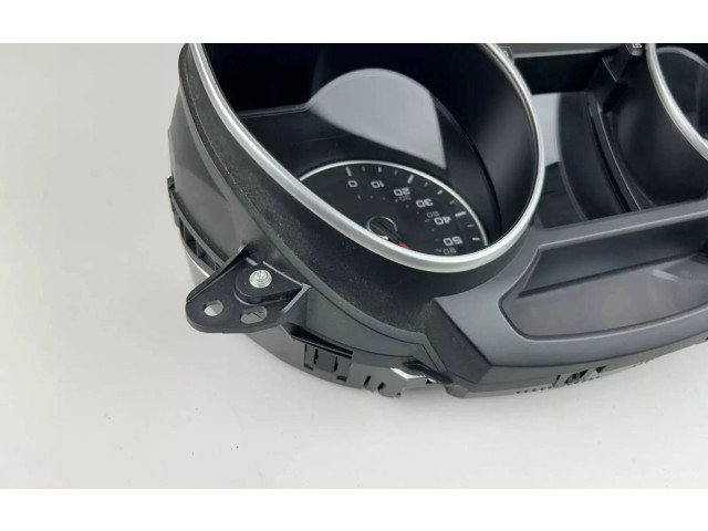 Přístrojová deska Audi A5 2019 8T0920984K