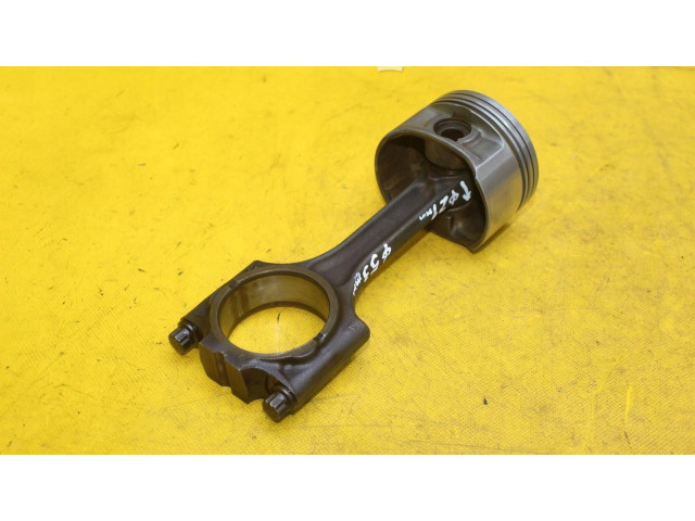  Поршень с шатуном  83L38  Volvo S60  