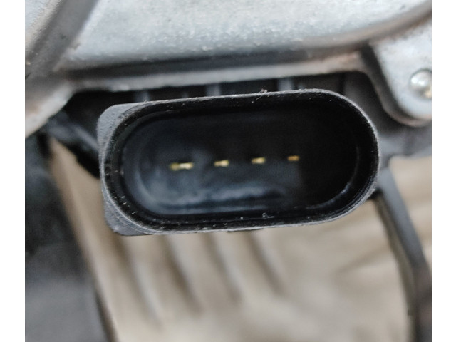Моторчик заднего дворника 5G0955711, W000038532    Volkswagen Golf VII