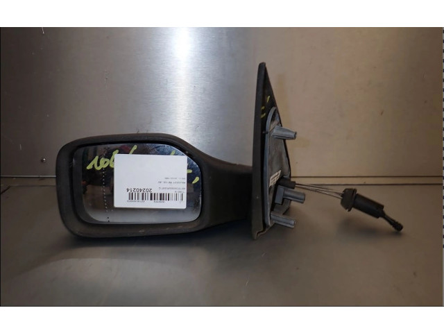 Zpětné zrcátko  Peugeot 106 1998  8148QP  