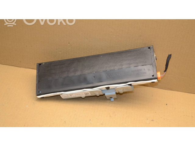 Подушка безопасности для колен 5E4880841E, 5E4880841D Skoda Octavia Mk4