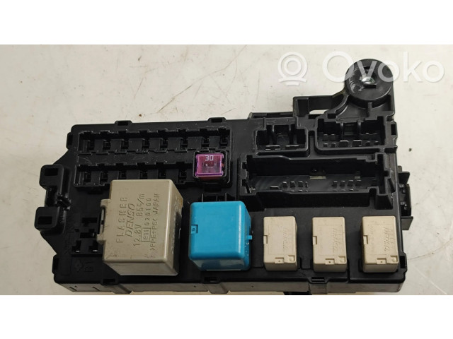 Блок предохранителей 85980B1010 Daihatsu Sirion