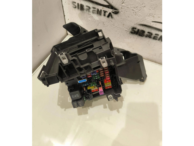 Блок предохранителей 517941395B, K702 Audi Q3 8U