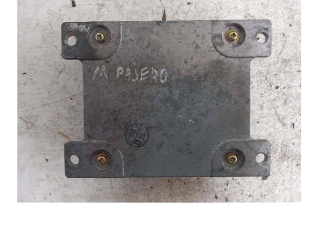 Блок подушек безопасности MR551784L, W2T60275 Mitsubishi Pajero