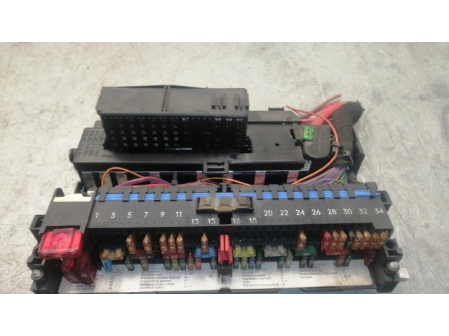 Pojistková skříňka 8364540 BMW 3 E36 1999