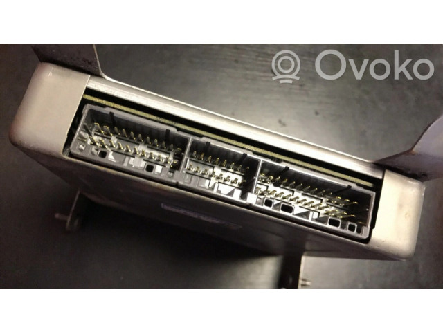 Блок управления двигателя E2T81671M1, Z50918881B Mazda 323