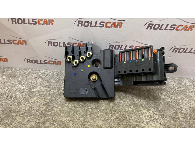 Pojistková skříňka A2115461141 Mercedes-Benz E W211 2004