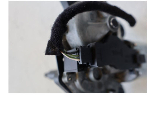 Моторчик заднего дворника 51757867    Fiat Grande Punto