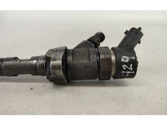 Vstřikovač 04475110239 Citroen Berlingo 9HX (DV6ATED4)
