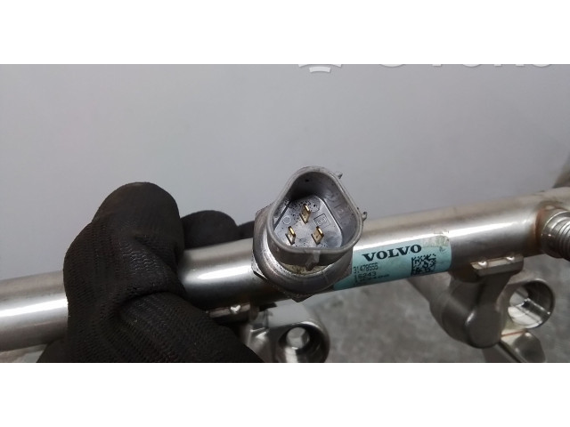 Топливная рампа 31478555, 31478560   Volvo XC90  