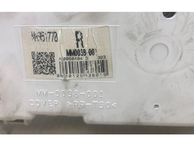 Přístrojová deska Mitsubishi Colt 2006 MR951770, MR951770